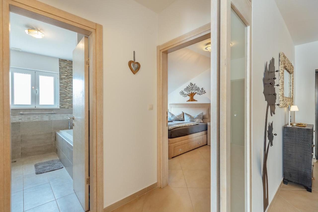 Apartment Penthouse Savina Herceg Novi Eksteriør billede