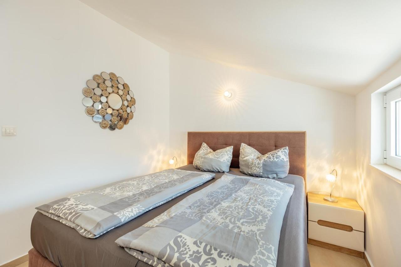 Apartment Penthouse Savina Herceg Novi Eksteriør billede